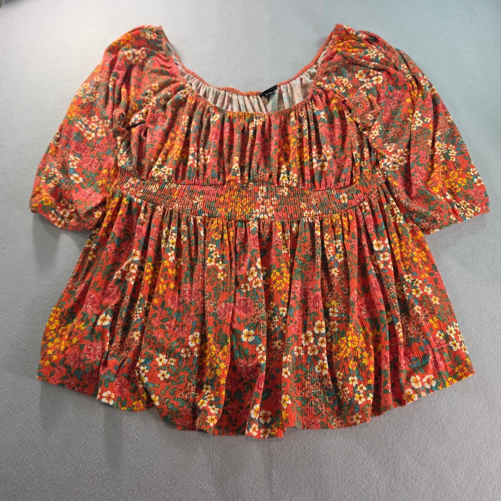 Torrid Womens 2 Red Floral Ribbed Smocked Babydoll Blouse Short Sleeve Top